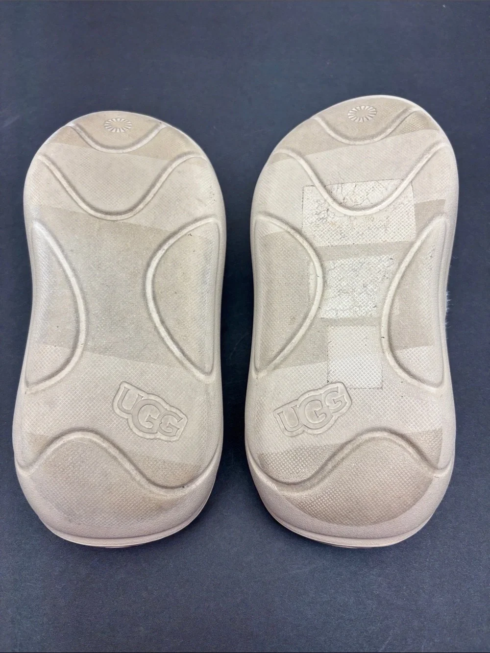 UGG kids cozy